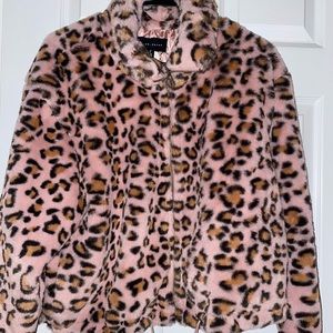 NWT Victoria’s Secret fluffy jacket